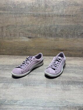 Puma Vikky Purple Suede Sneakers Women's Size 8.5